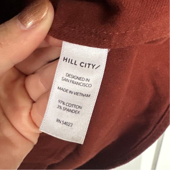 Hill City Men's Hybrid Oxford  Button-up Long Sleeve Shirt, Rust, Size S, EUC - Picture 4 of 6